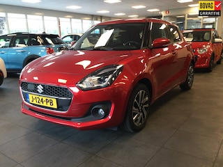 Suzuki Swift 1.2 Stijl Smart Hybrid Navigatie--Pdc--Camera--Carplay--Trekhaak