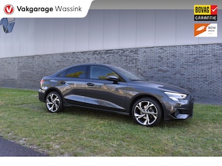Audi A3 Limousine 30 TFSI edition one Apple Carplay Automaat