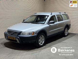 Volvo XC70 2.5 T Momentum | AWD | Automaat | Trekhaak | Airco