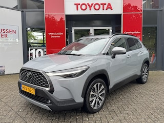 Toyota Corolla Cross Hybrid 140 Style DODEHOEKSENSOREN APPLE/ANDROID CARPLAY PARKEERCAMERA CRUISECONTROL