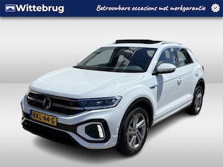 Volkswagen T-Roc 1.0 TSI R-Line / PANO/ 2X R-LINE/ ACC/ PARKEER SENSOREN V+A/ STOELVERWARMING/ APP-CONNECT/ DIGITAL DASH/ RIJ-MODI/ IQ.LIGHT/ DAB/ CLIMA/ 17'' LMV