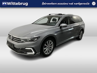 Volkswagen Passat Variant 1.4 TSI PHEV GTE / AUTOMAAT/ PANO/ LEER/ STANDKACHEL/ DCC/ 360 CAMERA/ MEMORY SEAT/ MASSAGE/ STUUR+STOELVERWARM./ ACC/ DODEHOEK/ KEYLESS/ ELEK.ACHTERKLEP/ APP-CONNECT/ DAB/ NAVI/ LED/ CLIMA/ 18'' LMV
