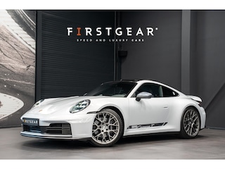 Porsche 911 3.0 Carrera T *FACELIFT / BOSE / Schuifdak / Sportuitlaat / Vierwiel-besturing / Achterlicht Exclusiv / Interieur-pakket: Carrera T*