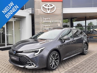 Toyota Corolla Touring Sports Hybrid 140 Executive NIEUW DIRECT LEVERBAAR PANODAK JBL-AUDIO BLIND SPOT ELEK-KLEP PARK-SENSOREN HEAD-UP