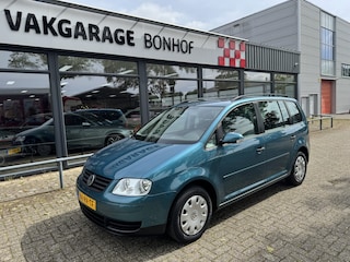 Volkswagen Touran 1.6 Business CRUISE-CLIMA-TREKHAAK