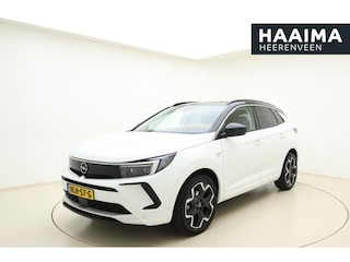 Opel Grandland 1.2 Turbo Automaat Business Elegance | Alcantara | Trekhaak | Navigatie | Camera | Elecktriche achterklep | Matrix LED verlichting | Stoel- en stuurverwarming | Zwart dak