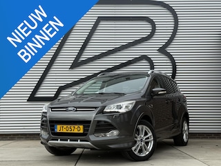 Ford Kuga 1.5 Titanium Styling Pack 1e Eigenaar|Navi|Pano|Trekhaak|Camera|Clima|Cruise|Stoelverwarming|Leder|N.A.P|Nieuwe APK bij Aflevering