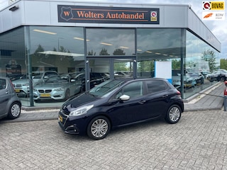 Peugeot 208 1.2 PureTech Signature