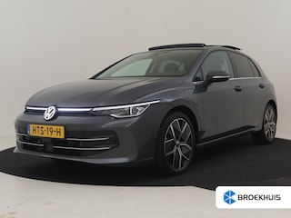 Volkswagen Golf 1.5 eHybrid Style Edition 204PK DSG/AUTO | Glazen panorama-dak | Achteruitrijcamera | Dodehoek detectie | Apple carplay Android auto | Cruise control adaptief | Stoel/stuurverwarming | Verlichte grille/strip | Keyless | DAB | 18"LMV