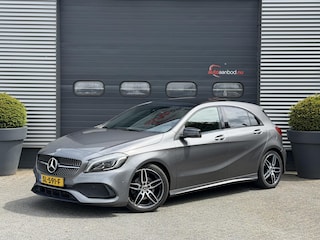 Mercedes-Benz A-klasse 160 AMG | Panoramadak | Camera | Navigatie | 18 Inch Lichtmetalen Velgen |