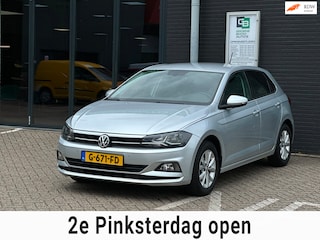 Volkswagen Polo 1.0 TSI Beats/STOELVERWARMING/CARPLAY/PARKEERSENSOR/NETTE STAAT!!