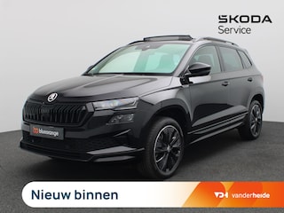 Skoda Karoq 1.5 TSI ACT Sportline Business 150PK DSG Panoramadak, Trekhaak, Achteruitrijcamera, Winterpakket Plus, Keyless, Virtual pedal, 18'' lichtmetaal, Side Assist