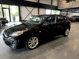 Mazda 3 1.6 Business Airco, Cruis control, Stoelverwarming, Spiegel pakket, Lichtmetalen velgen.