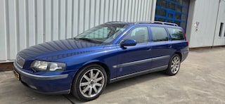 Volvo V70 2.4 T GEARTR. C.L.