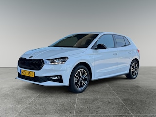 Skoda Fabia 1.0 115pk TSI Monte Carlo Parkeersensoren vóór & achter | Cruise control | Achteruitrijcamera