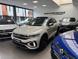 Volkswagen T-Roc 1.5 TSI R-line / Pano / Camera / Keyless /