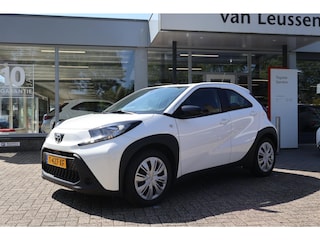 Toyota Aygo 1.0 VVT-i MT PLAY CAMERA AIRCO EL-RAMEN APPLE\ANDROID AD-CRUISE