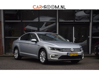 Volkswagen Passat 1.4 TSI GTE Carplay Leder Sfeerverlichting