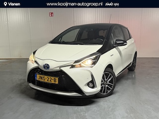 Toyota Yaris 1.5 Hybrid Bi-Tone Luxe en nette auto slechts 72366 KM met stoelverwarming, parkeersensoren etc