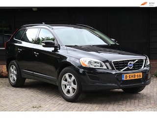 Volvo XC60 2.0 D3 Momentum 5 Cilinder/Leer/Parkkersensor/Trekhaak