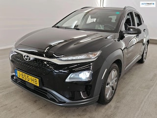 Hyundai Kona EV Premium 64 kWh SOH 100 % WARMTEPOMP HEAD-UP