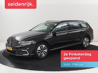Volkswagen Passat 1.4 TSI PHEV GTE | SOH 95,9% | Stoelverwarming | Massage | Camera | Carplay | Adaptive cruise | Matrix LED | Navigatie | Climate control | Bluetooth | Plug In