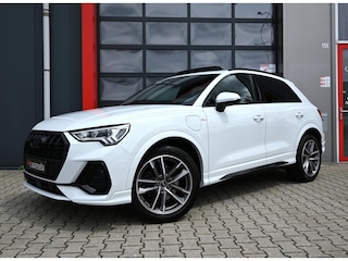 Audi Q3 45 TFSI e 3x S-Line 245PK | Pano | Trekhaak | Alcantara | Keyless | Digitaal Dash | Matrix Led | Stoelverwarming | Dodehoek detectie | Carplay / Android Auto | Adaptive Cruise | Lane Assist