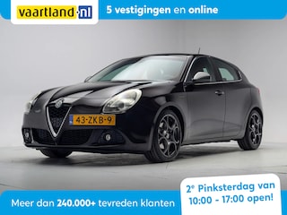 Alfa Romeo Giulietta 1.4 T Distinctive Aut. [ Navigatie Leder Stoelverwarming ]