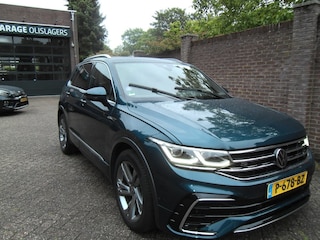 Volkswagen Tiguan 1.5 TSI DSG R LINE TREKHAAK CAMERA  pano 19 inch