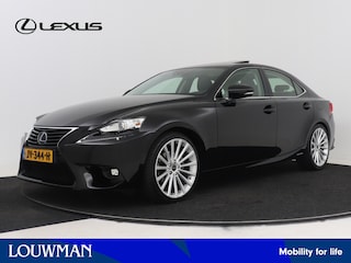 Lexus IS 300h Hybrid Business Line | Dealer onderhouden | Elektrisch schuif-/kanteldak | Stoelverwarming | Cruise control Adaptive |