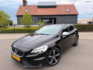 Volvo V40 2.0 T4 190 PK Business Sport Design Automaat Panoramadak, Leder,Full-Led Xenon