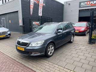 Skoda Octavia Combi 1.4 TSI Greentech Elegance Business Line Airco NAP APK
