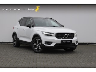 Volvo XC40 T3 163PK Automaat R-Design Adaptieve cruise control / Leder met alcantara bekleding / Parkeersensoren met camera / Trekhaak / stoel - en stuurverwarming / Apple carplay