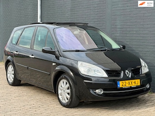 Renault Scénic 2.0-16V Tech Line 7p. NAVI CRUISE PDC TREKHAAK PANO