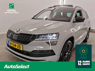 Skoda Karoq 1.5 TSI 150pk ACT Sportline Business | Panoramadak | Trekhaak | Stoelverwarming | CarPlay | PDC | Keyless | LED | Navi