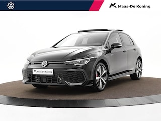 Volkswagen Golf 1.5 eHybrid 272pk DSG GTE · Panoramadak · Camera · Head-Up Display · Inklap. Trekhaak · Stuur- & Stoelverwarming · Dodehoeksensor · Garantie t/m 08-09-2030 of 100.000km