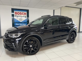 Volkswagen Tiguan 1.4 TSI eHybrid R-Line Business+Black style Panoramadak / Trekhaak /Carplay/ Leer