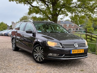 Volkswagen Passat Variant 1.6 TDI Highline BlueMotion | Cruise + Clima + Navi € 3.975,-!!!