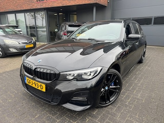 BMW 3-serie Touring 330e xDrive High Exec M PAKKET HEADUP HARMANN 360 TREKHAAK SFEER VOL