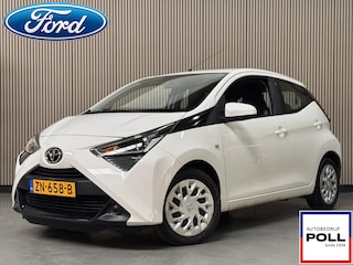 Toyota Aygo 1.0 VVT-i x-Play Automaat Airco Camera Apple Car Play NL-Auto 1e eigenaar Dealeronderhouden