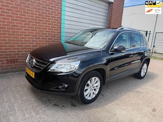 Volkswagen Tiguan 1.4 TSI Sport&Style NAV.+ Clima Bj:2012 NAP!
