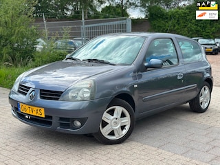 Renault Clio 1.2-16V Campus Airco Elektrische ramen Laag KM