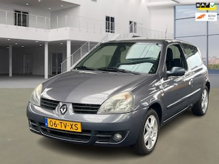 Renault Clio 1.2-16V Campus Airco Elektrische ramen Laag KM