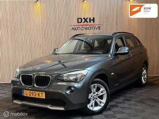 BMW X1 sDrive18i Executive CARPLAY NAVI CAMERA YOUNGTIMER!