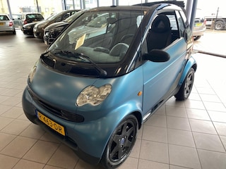 Smart Fortwo cabrio 0.7 pure AUTOMAAT NW APK BJ 2005 !!!