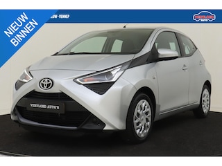 Toyota Aygo 1.0VVT-i/72PK X-PLAY -CAMERA|CRUISE|AIRCO|CARPLAY|LED|ORIGINEEL.NL|ALL-SEASON|15"