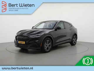 Ford Mustang Mach-E RWD 75 kWh | Geen import | Panoramadak | LED