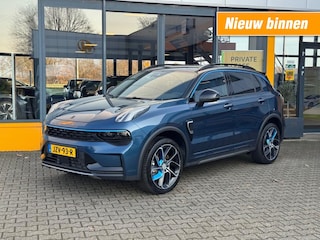 Lynk & Co 01 1.5 PHEV Hybrid 261 pk - schuif/kanteldak - Zwarte hemel - Nw Model!!!