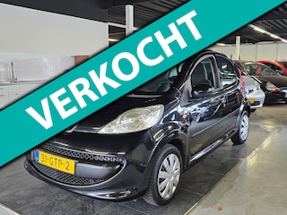 Peugeot 107 1.0-12V XS/AIRCO/NIEUWE APK BIJ AFLEVERING!/