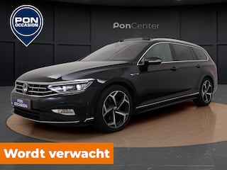 Volkswagen Passat Variant 1.5 TSI R-Line | Pano Dak | Camera | ACC | Elek. Achterklep | Stoelverwarming | Matrix LED | Spiegelpakket | 18'' |